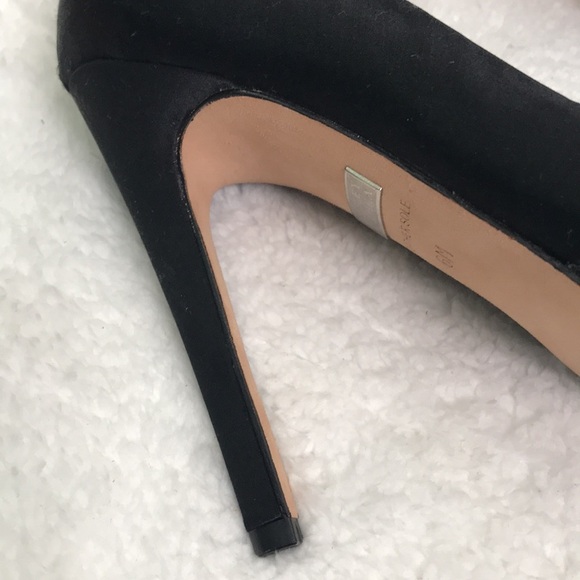 Badgley Mischka Odell Black Satin Heels - Picture 9 of 9